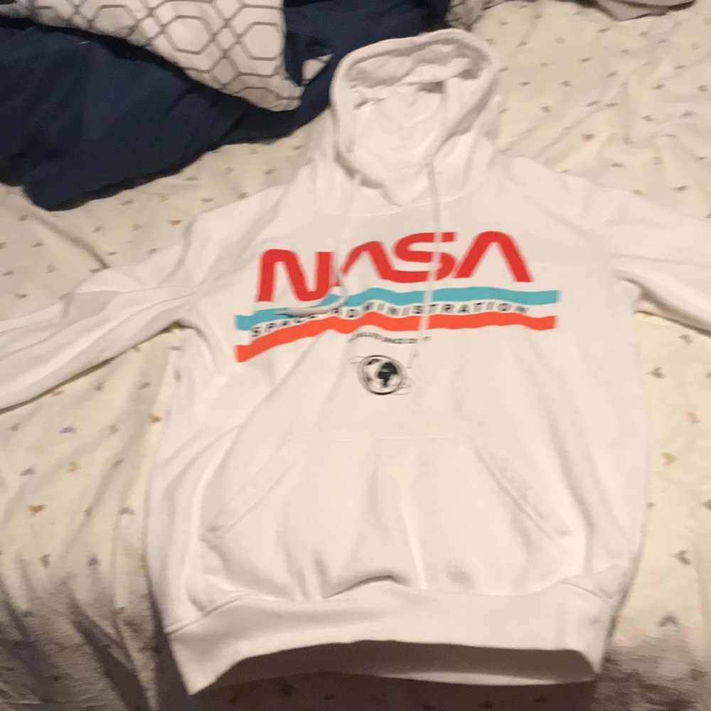 Nada hoodie